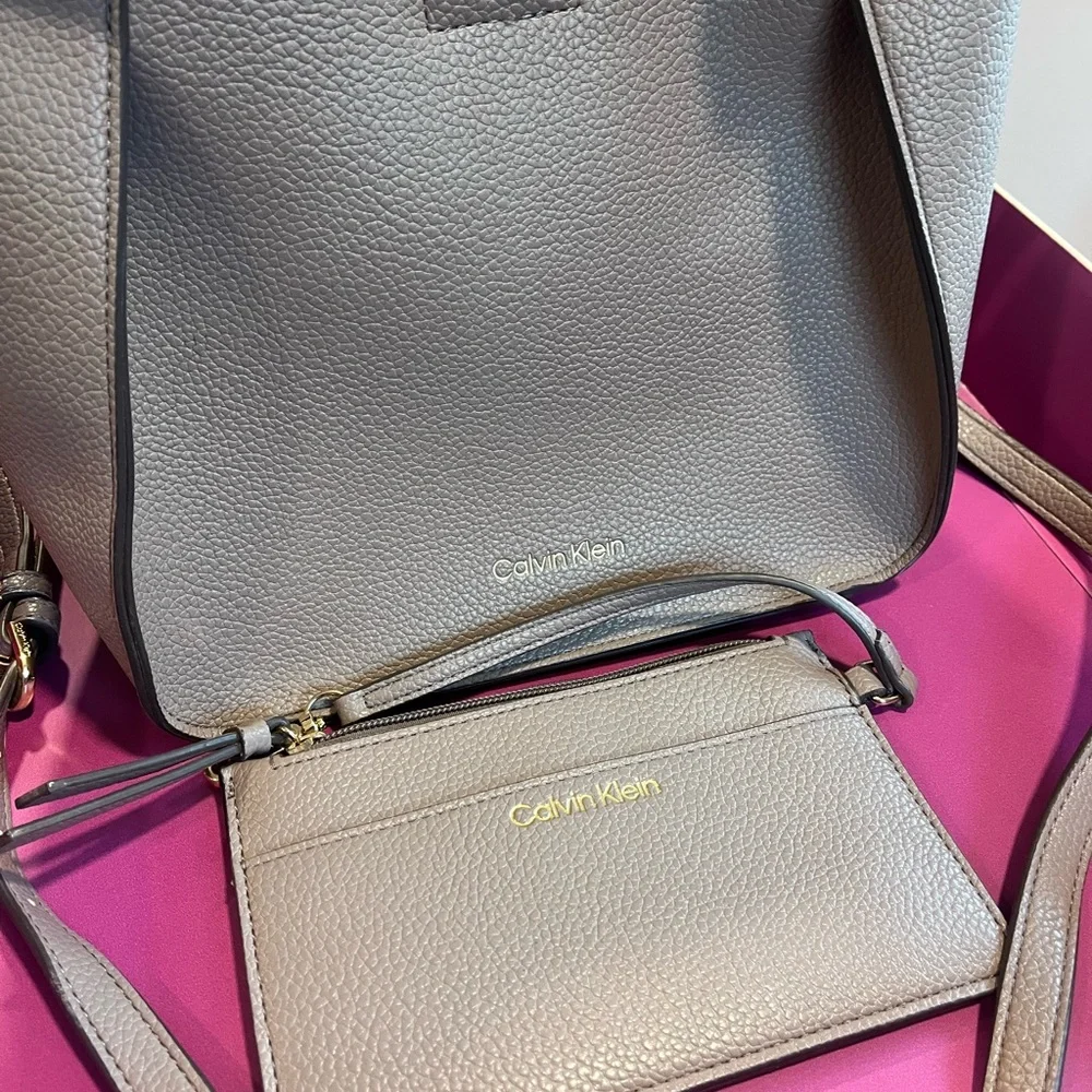 Calvin Klein Estelle Novelty Crossbody, Cocoa - Picture 3 of 5
